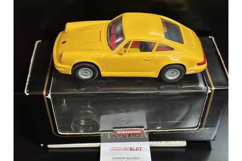 carrera exclusiv 1/24 20402 porsche carrera 6 yellow